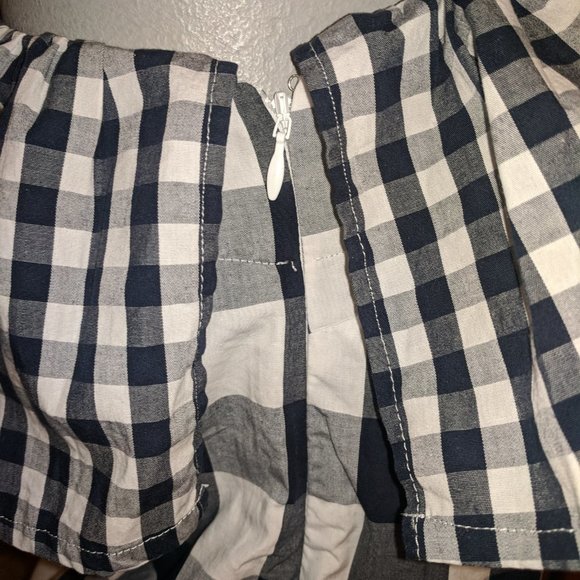 J. Crew, NEW with tags, asymmetrical top, size 00. - Picture 5 of 7